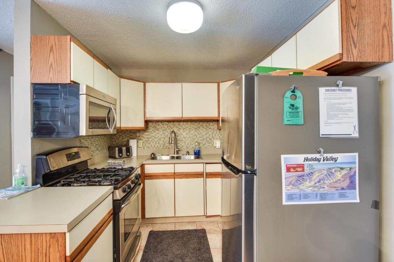 Ski-Inandout And Golf Condo With Aandc At Holiday Valley! Ellicottville Bagian luar foto